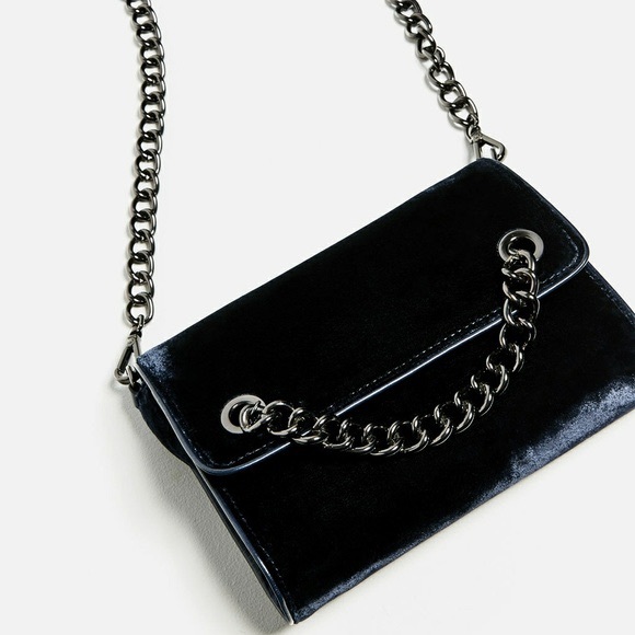 Zara Navy Velvet Shoulder Bag with Silver Chain - Picture 2 of 4